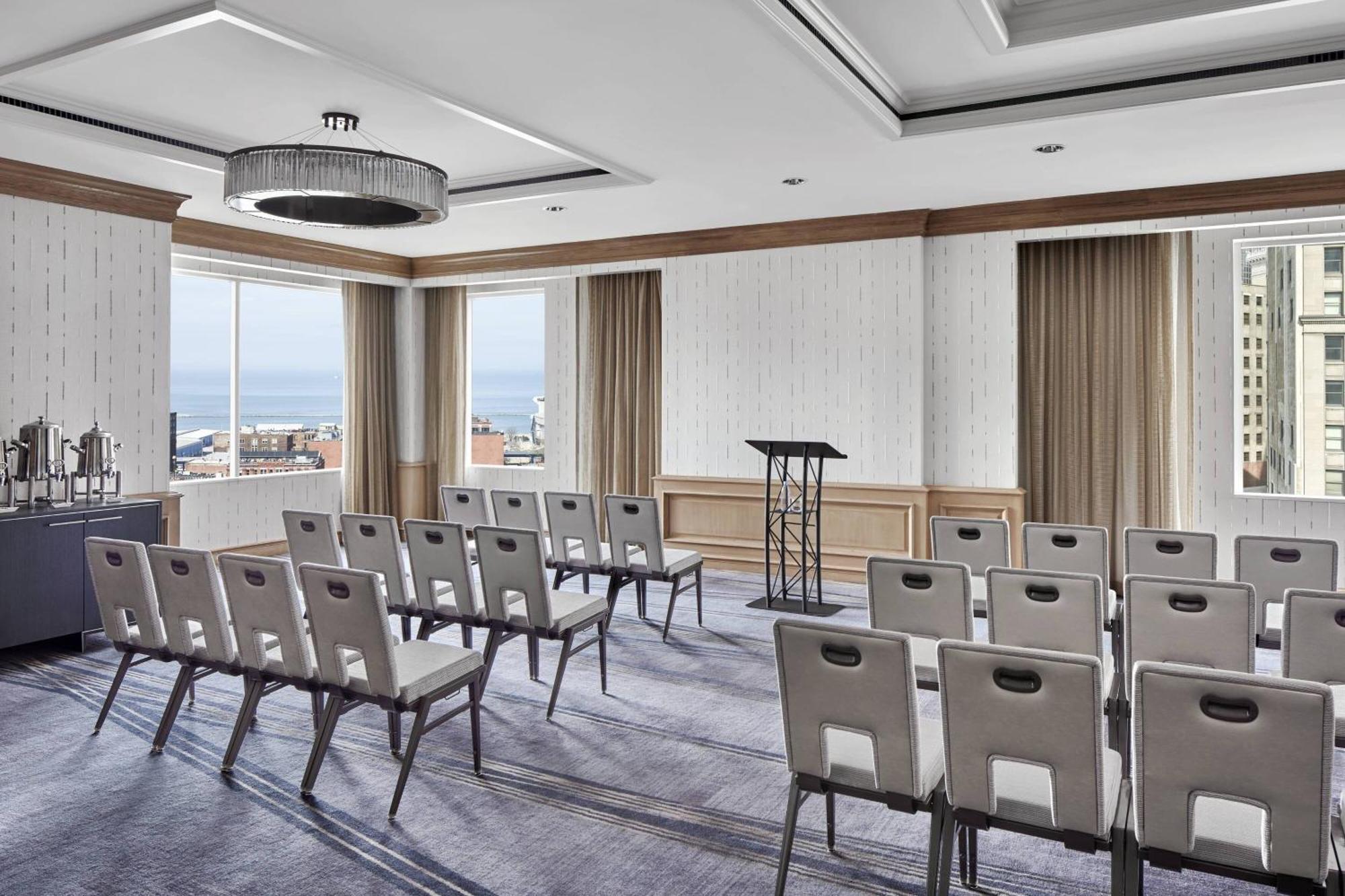 Hotel The Ritz-Carlton, Cleveland Extérieur photo